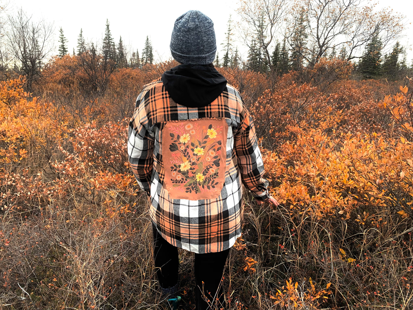 BURT ORANGE FLANNEL FLOWER BACK